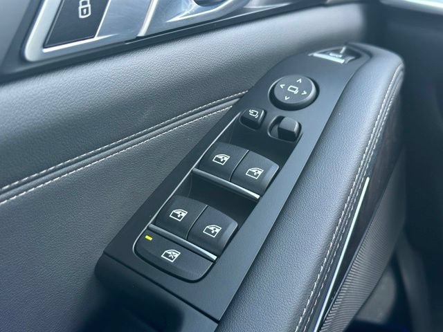 Certified 2026 BMW X5 xDrive40i w/ Premium Package AWD/4WD image 23