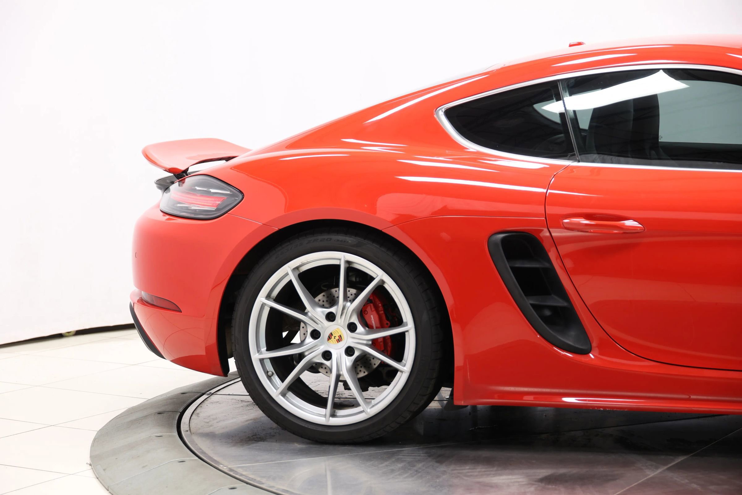 Used 2017 Porsche 718 Cayman S image 49