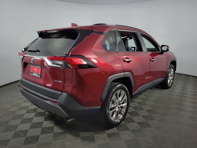 Used 2020 Toyota RAV4 Limited FWD image 8