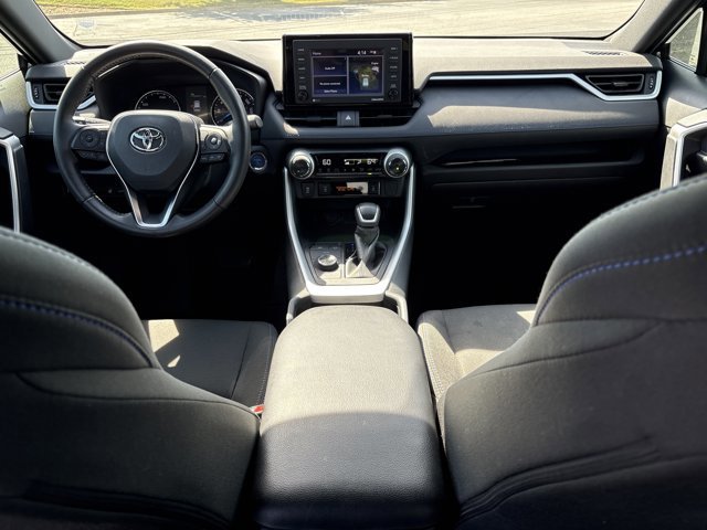 Used 2022 Toyota RAV4 SE w/ Convenience Package AWD/4WD image 18