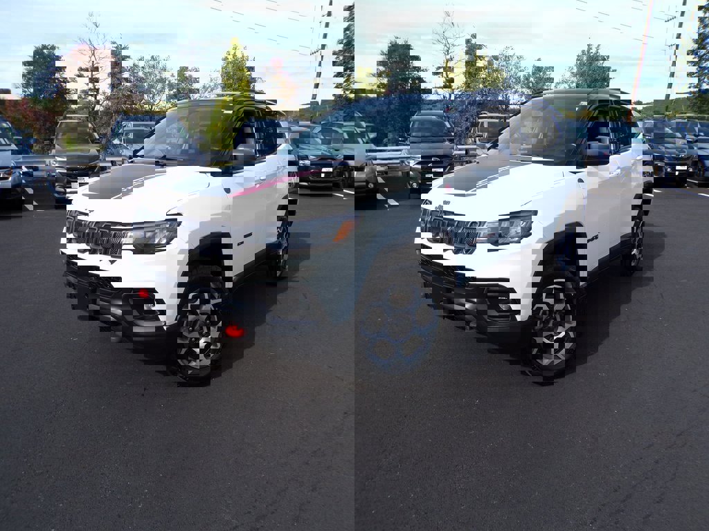Used 2022 Jeep Compass Trailhawk w/ Trailhawk Convenience Group