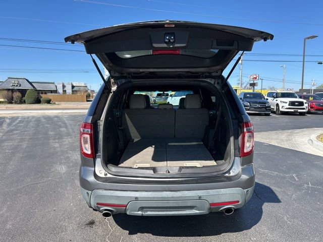 Used 2014 Ford Explorer XLT w/ Equipment Group 202A image 9
