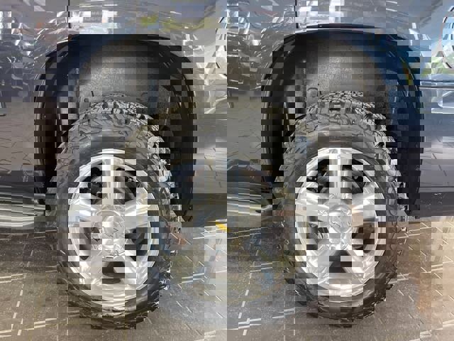 Used 2013 Chevrolet Tahoe LT w/ Luxury Package image 24