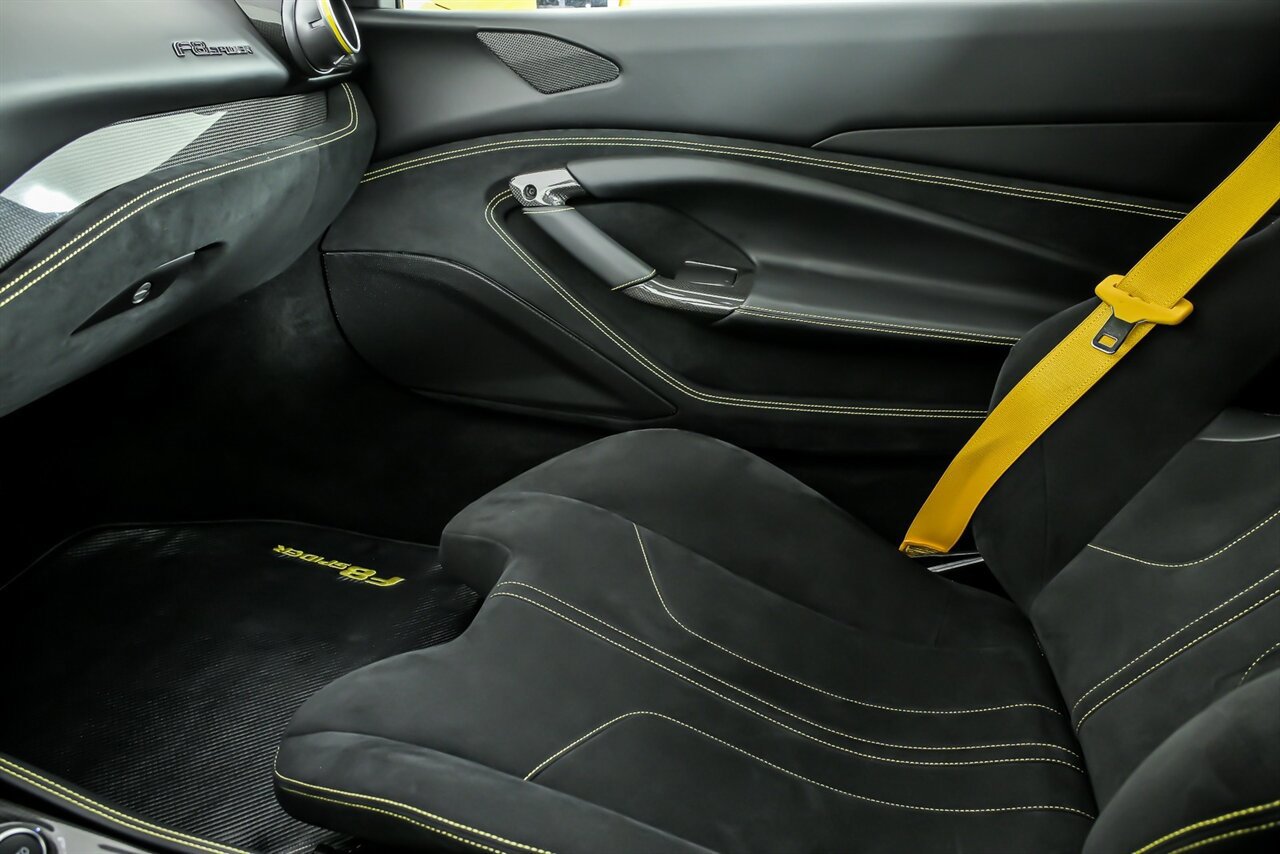Used 2021 Ferrari F8 Tributo image 37