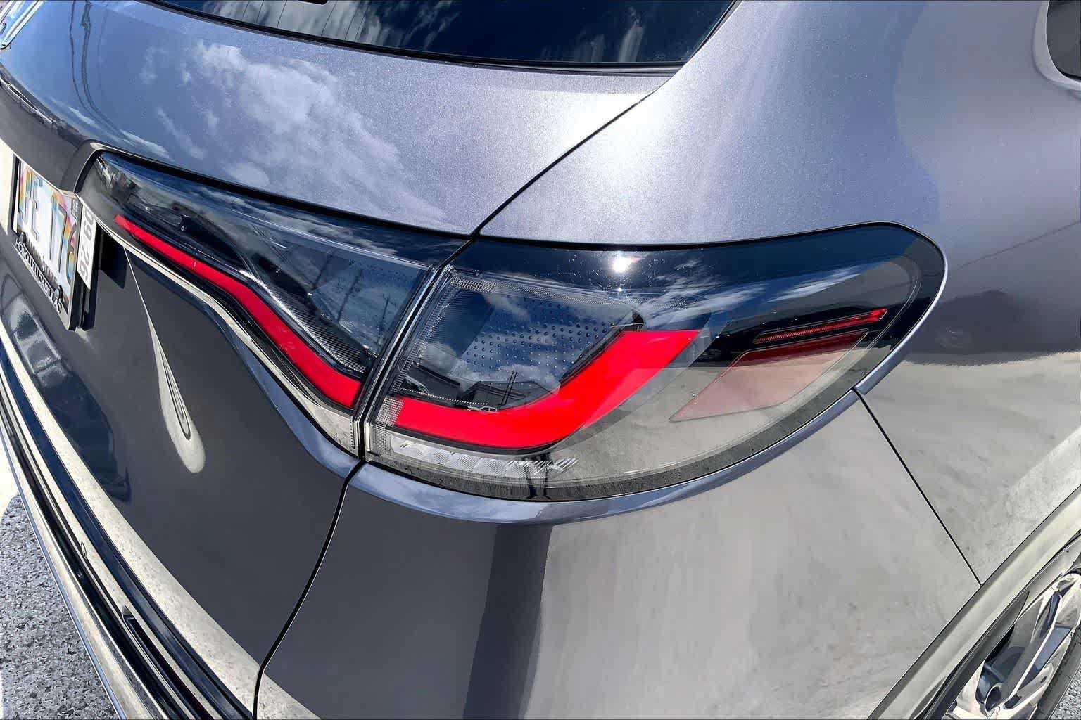 Used 2025 Honda HR-V EX-L image 32