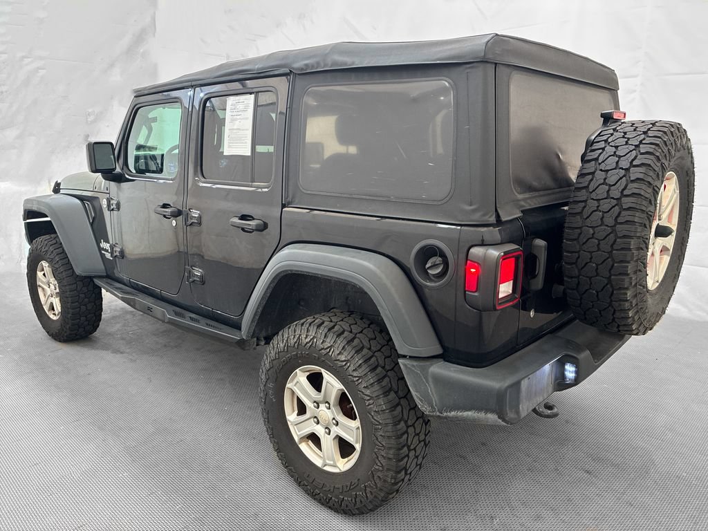Used 2018 Jeep Wrangler Unlimited Sport S AWD/4WD image 4