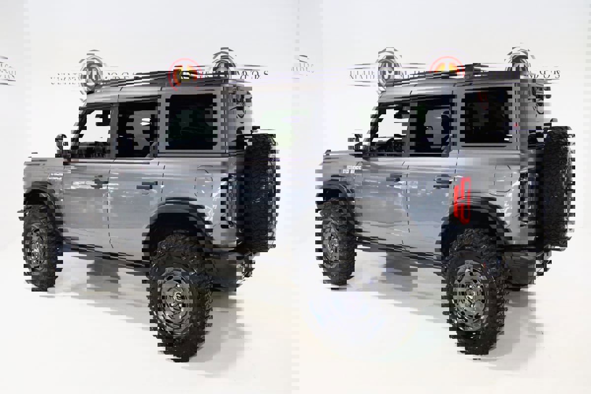 Used 2024 Ford Bronco Everglades image 3