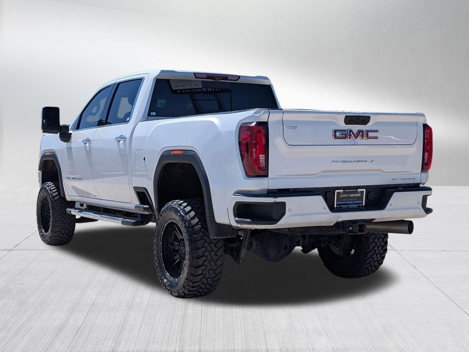Used 2020 GMC Sierra 3500 Denali w/ Denali Ultimate Package AWD/4WD image 3