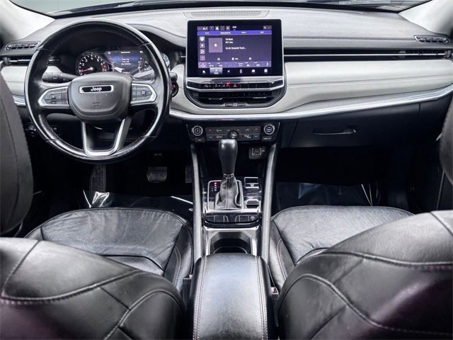 Certified 2022 Jeep Compass Limited image 41