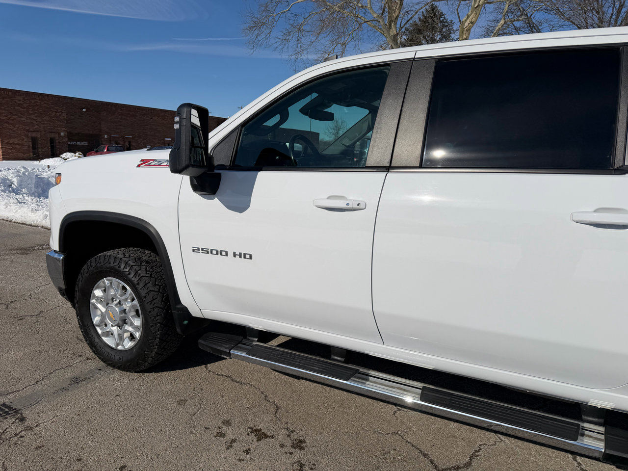Used 2024 Chevrolet Silverado 2500 LT image 15