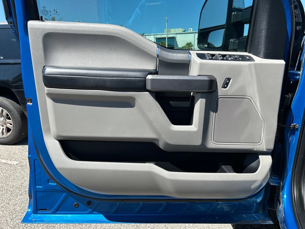 Used 2020 Ford F250 XLT w/ XLT Premium Package AWD/4WD image 8