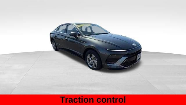 Used 2026 Hyundai Sonata SE FWD image 22