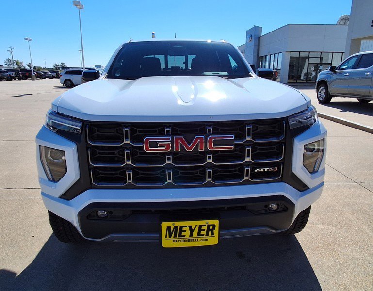 New 2026 GMC Canyon AT4 w/ AT4 Premium Package image 3