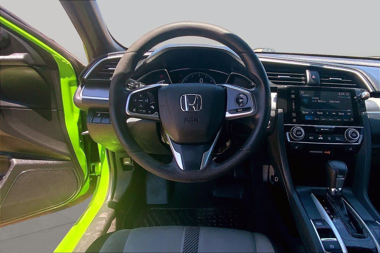 Used 2017 Honda Civic EX-T image 6