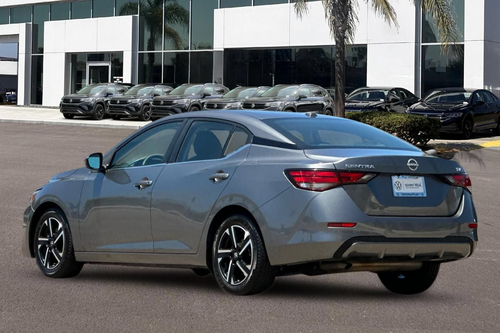 Used 2024 Nissan Sentra SV FWD image 5