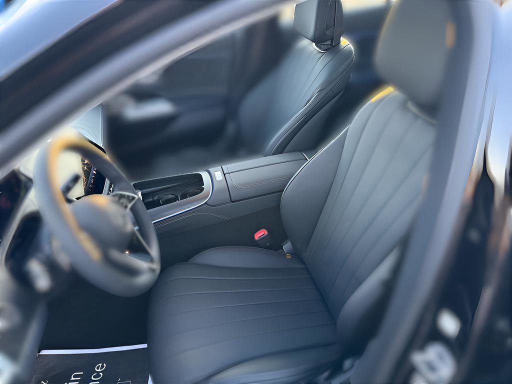 New 2025 Mercedes-Benz E 450 4MATIC All-Terrain Wagon image 11