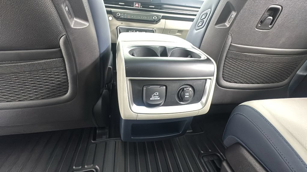 New 2026 Kia Carnival SX w/ SX Dark Edition Package FWD image 40