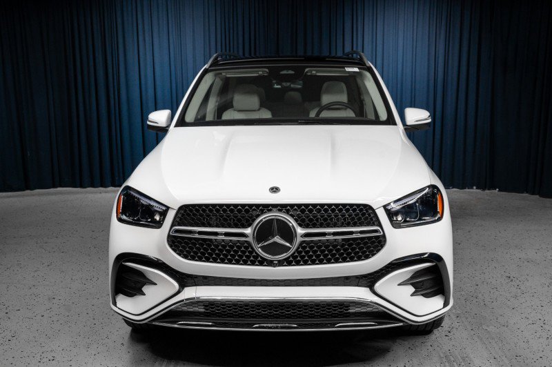 New 2026 Mercedes-Benz GLE 450 4MATIC image 2