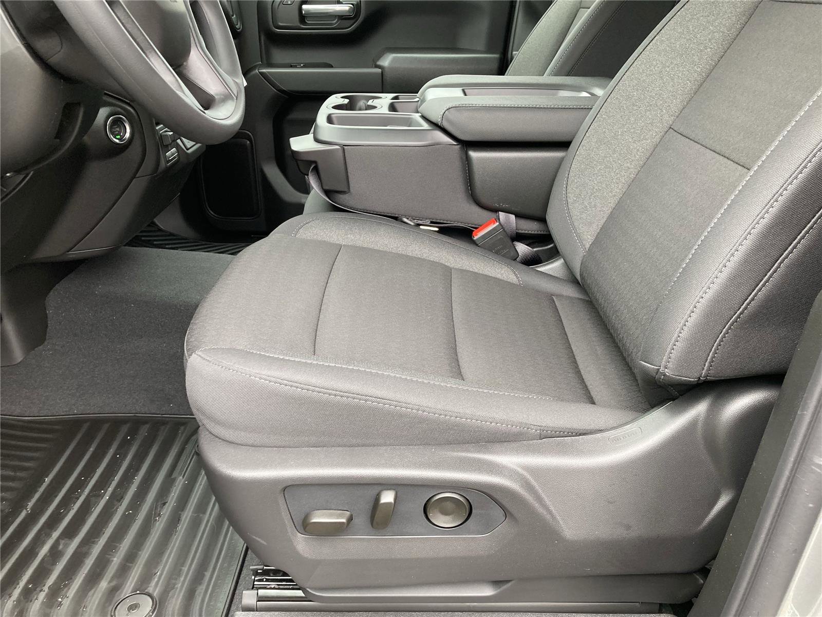 New 2026 Chevrolet Silverado 1500 Custom w/ Turbomax Blackout Package image 22