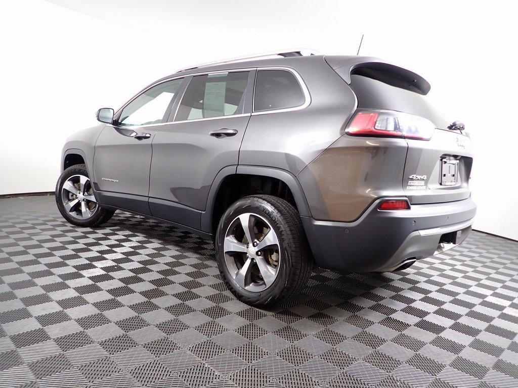 Used 2019 Jeep Cherokee Limited w/ Technology Group image 13