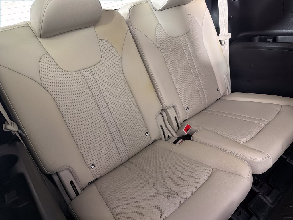 Used 2023 Kia Sorento SX Prestige w/ Panoramic Sunroof Package AWD/4WD image 25