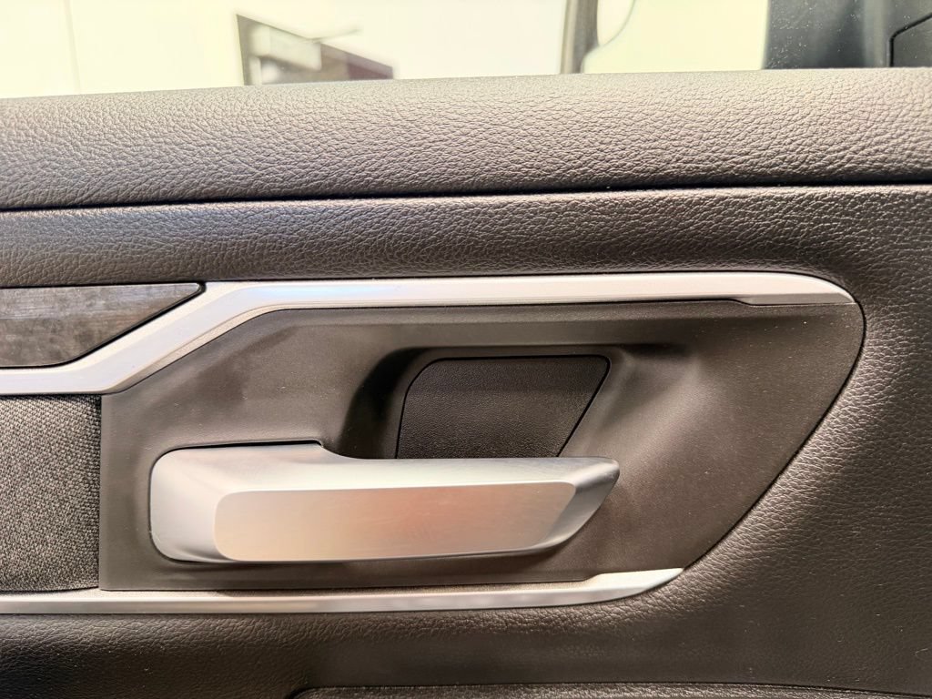 Used 2019 RAM 1500 Big Horn AWD/4WD image 25