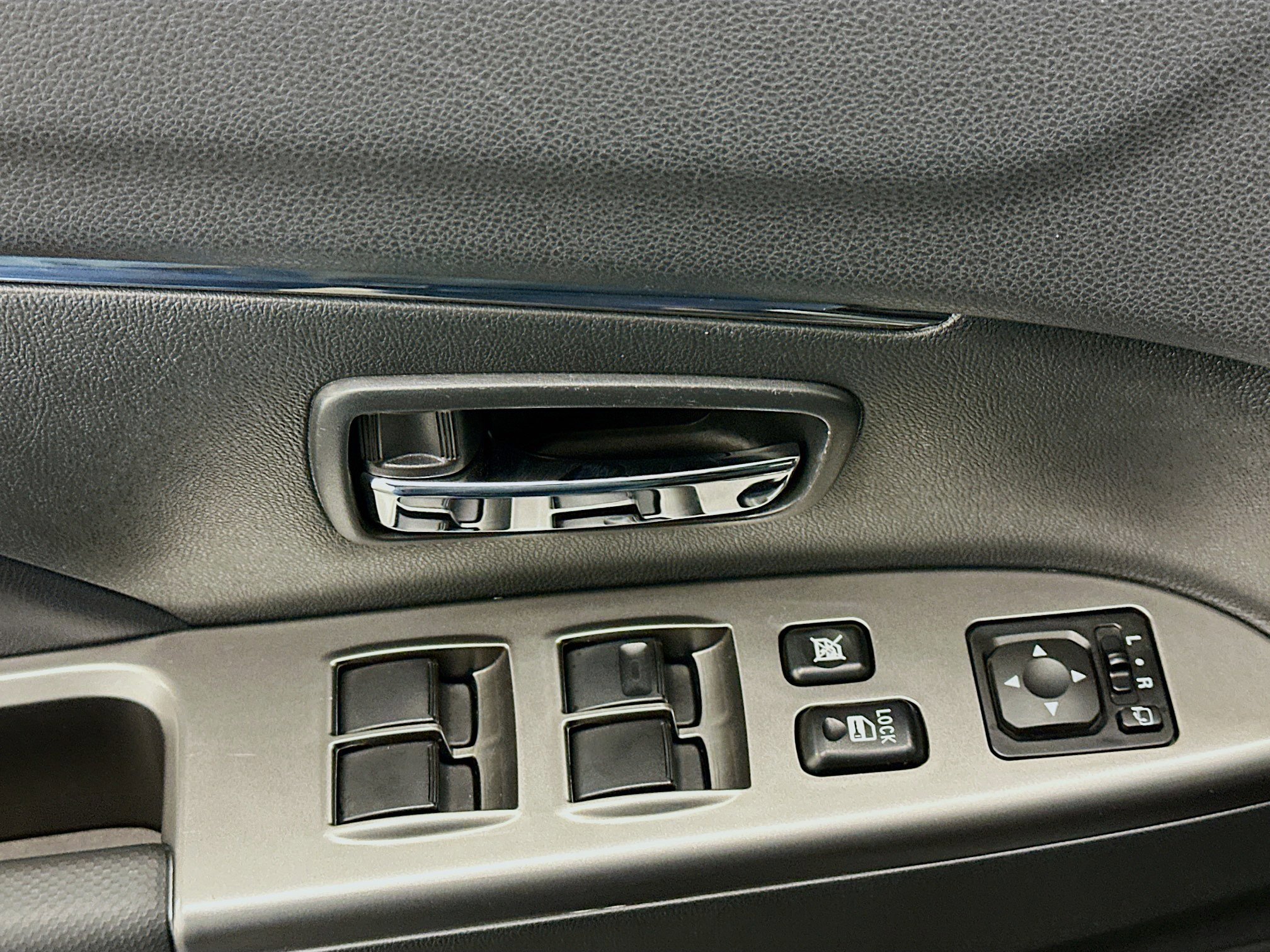 Used 2025 Mitsubishi Outlander Sport SE image 15