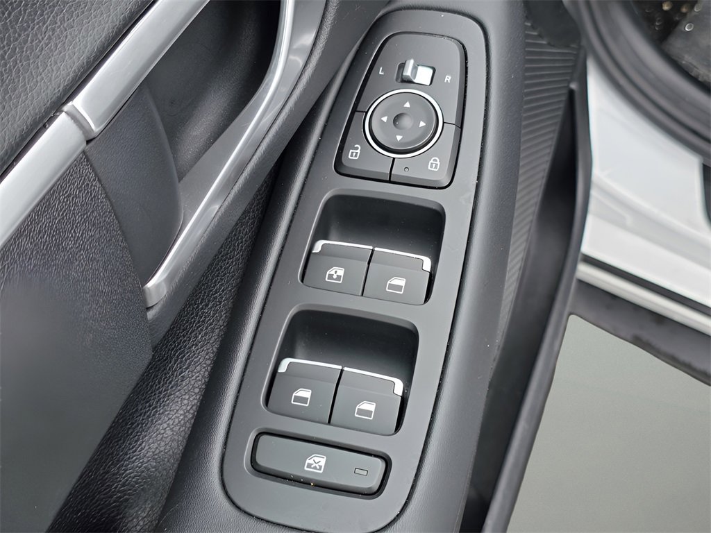 Used 2022 Hyundai Sonata SE image 17