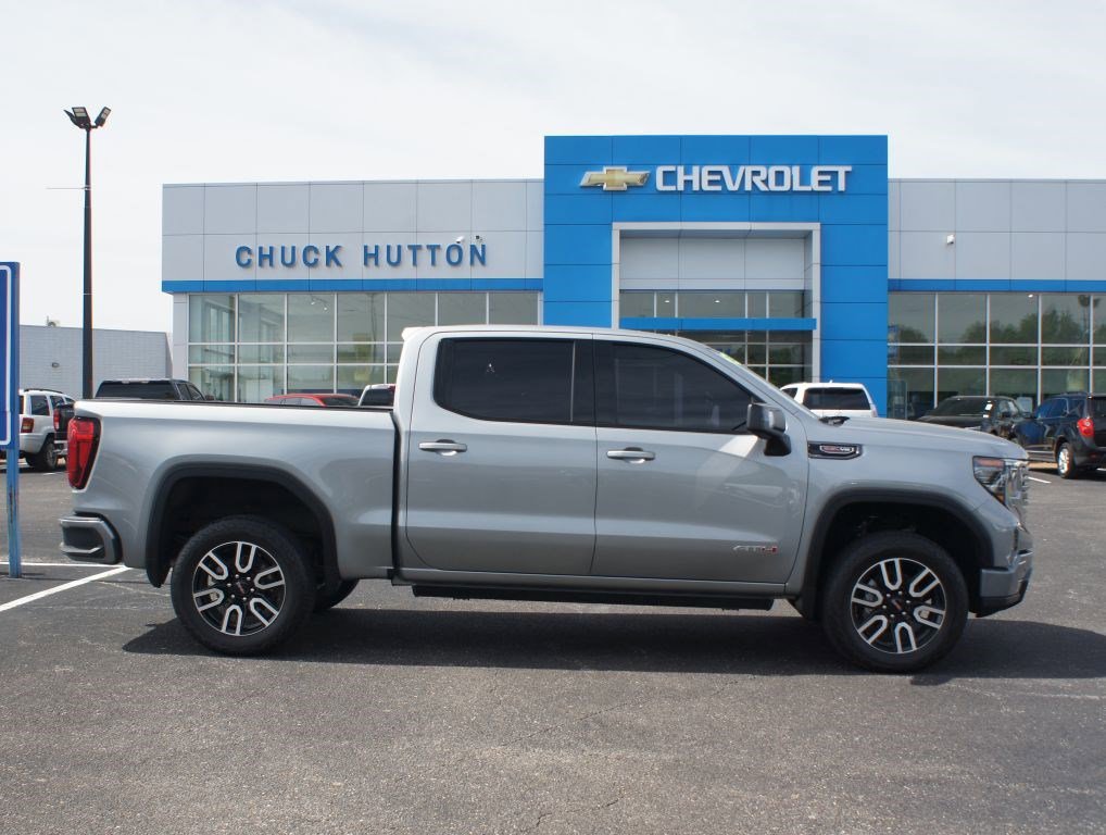 Used 2024 GMC Sierra 1500 AT4 w/ Technology Package image 1