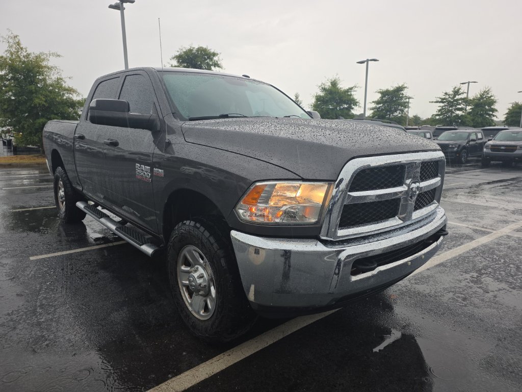 Used 2016 RAM 2500 Tradesman w/ Chrome Appearance Group AWD/4WD image 4
