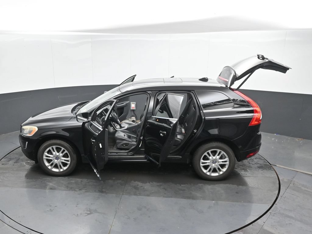 Used 2015 Volvo XC60 T5 AWD/4WD image 40