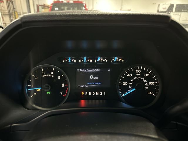 Used 2015 Ford F150 XLT w/ Equipment Group 301A Mid RWD image 14