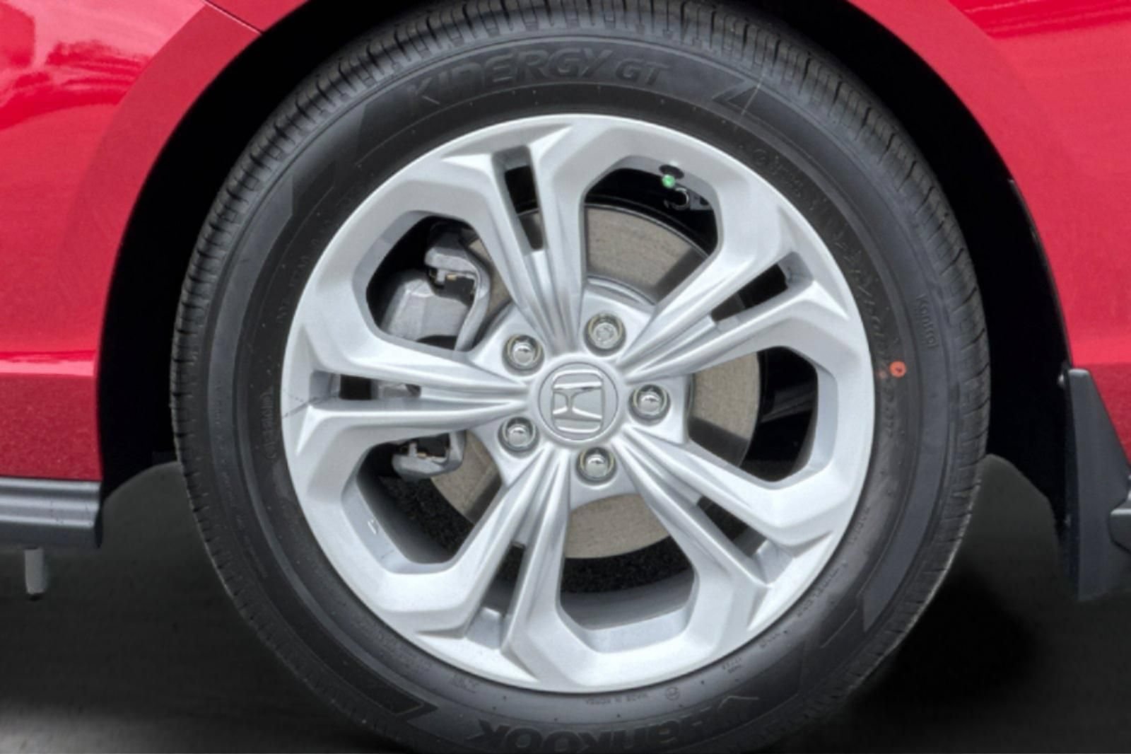 New 2026 Honda Accord LX image 33
