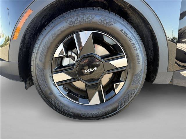 Used 2026 Kia Sportage LX FWD image 26