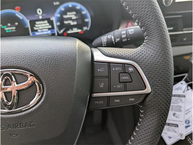 New 2025 Toyota Sienna XSE image 16