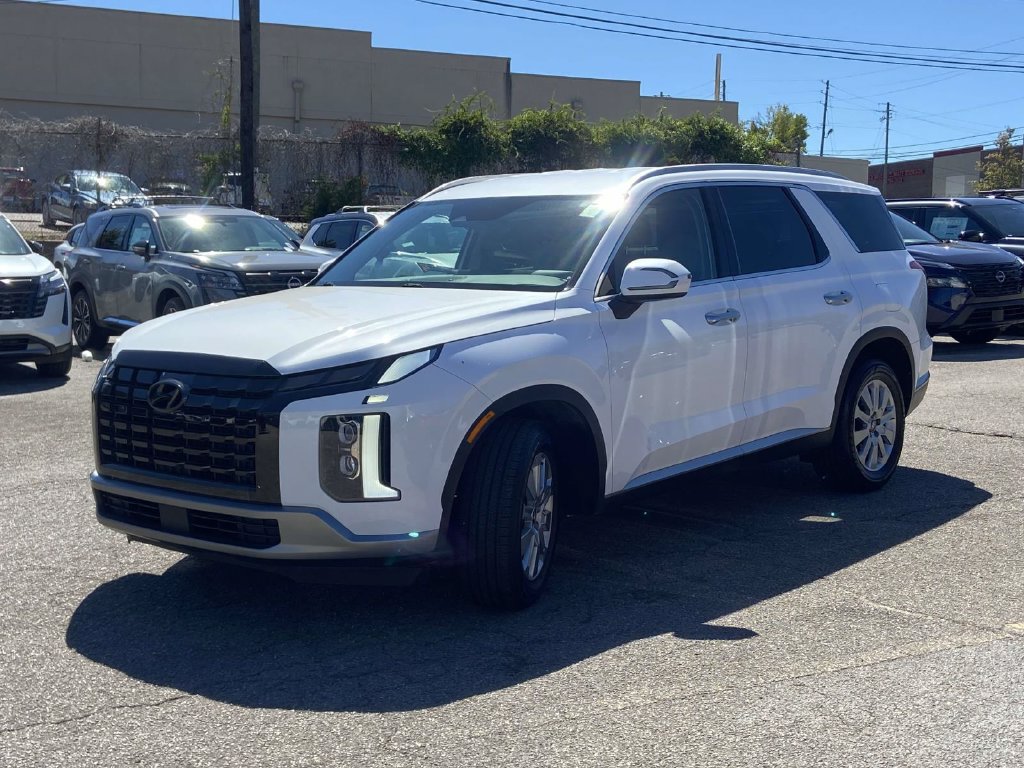 Used 2024 Hyundai Palisade SEL FWD image 4