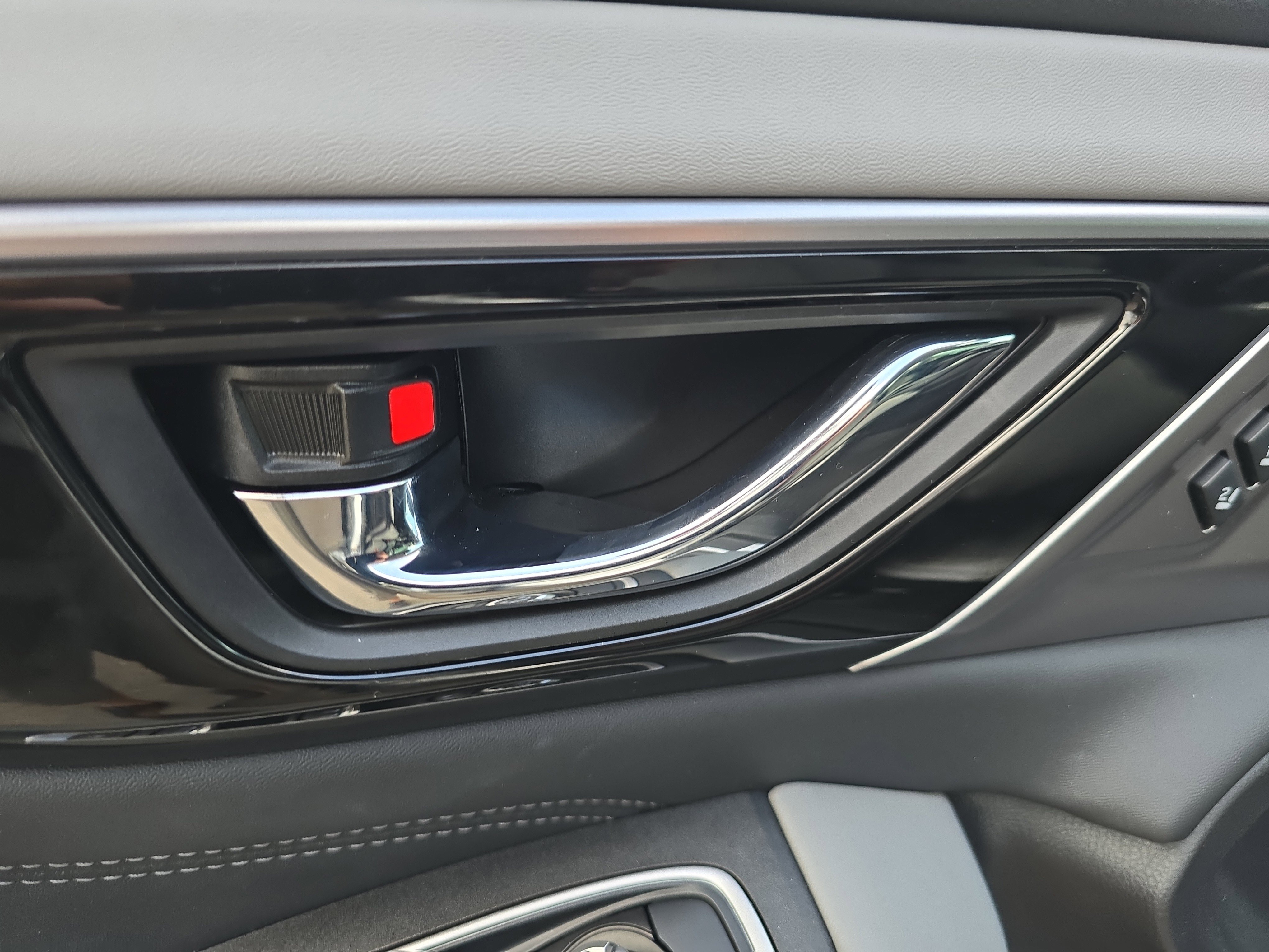 Used 2025 Subaru Outback Limited w/ Tech Package 3 image 20