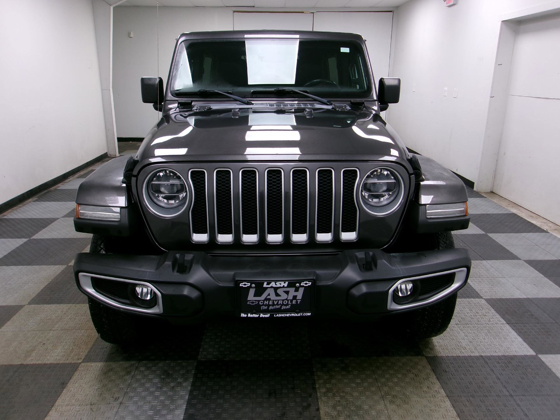 Used 2020 Jeep Wrangler Unlimited Sahara image 16