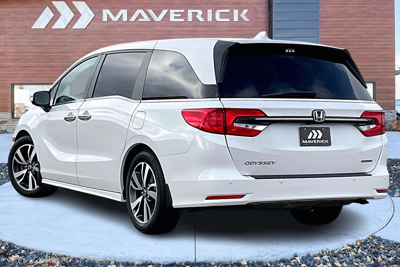 Used 2023 Honda Odyssey Touring image 4