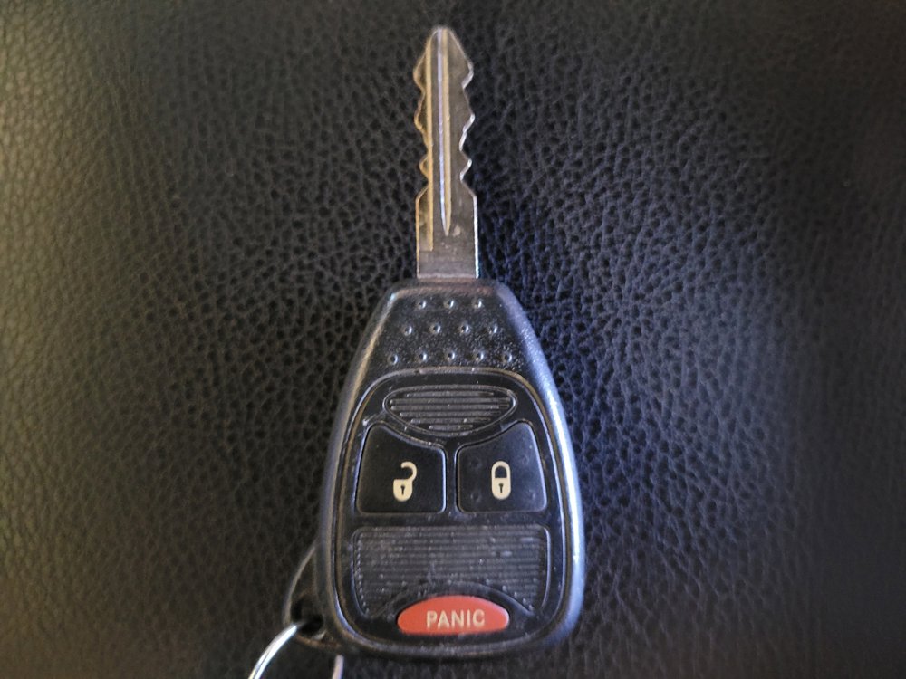 Used 2015 Jeep Wrangler Unlimited Sahara w/ Mopar Chrome Edition Group AWD/4WD image 32