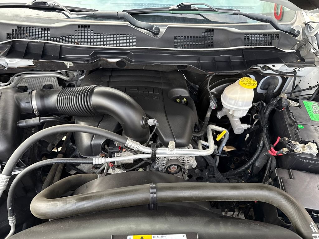 Used 2018 RAM 1500 SLT image 22