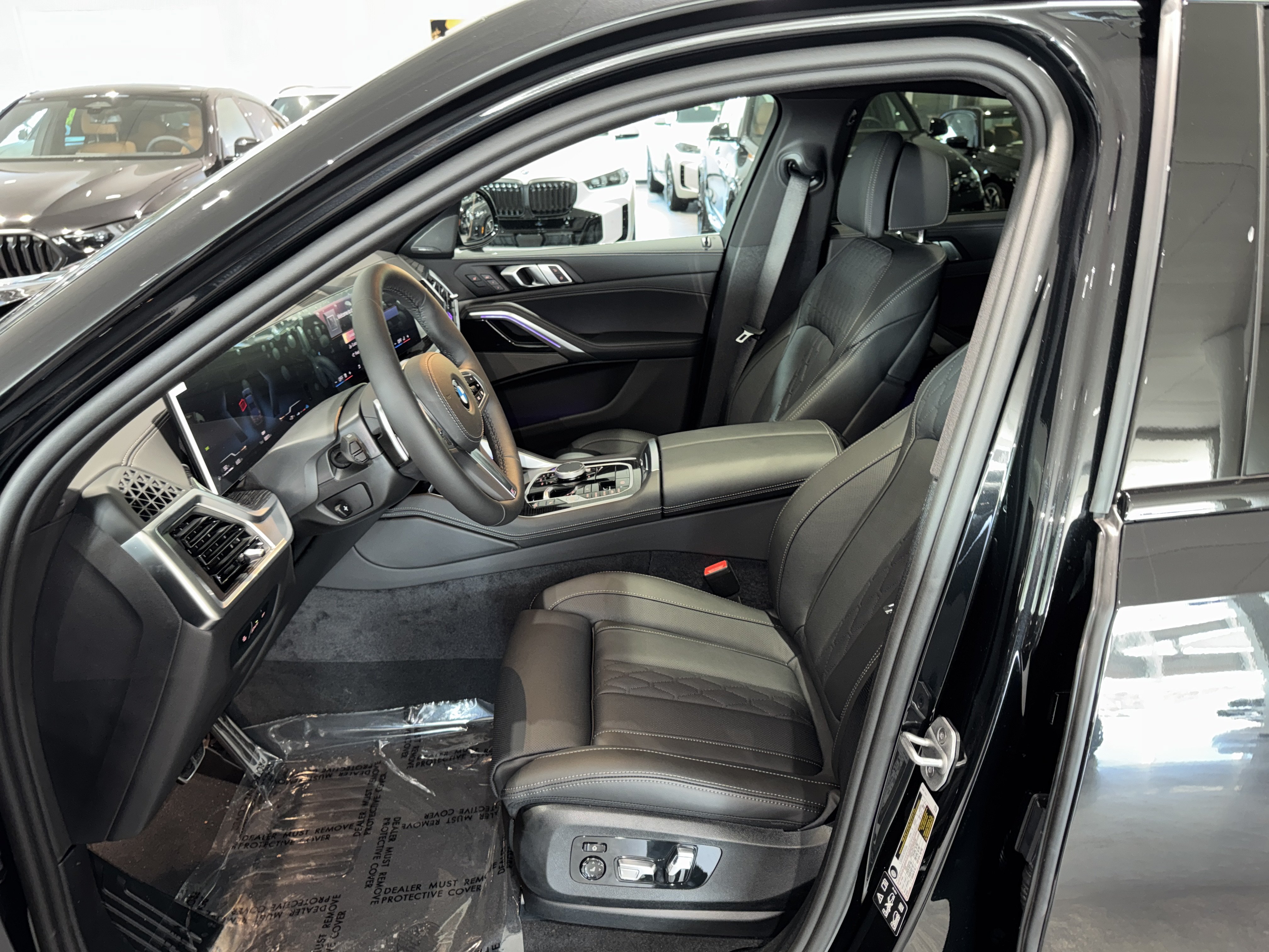 New 2026 BMW X6 xDrive40i AWD/4WD image 16