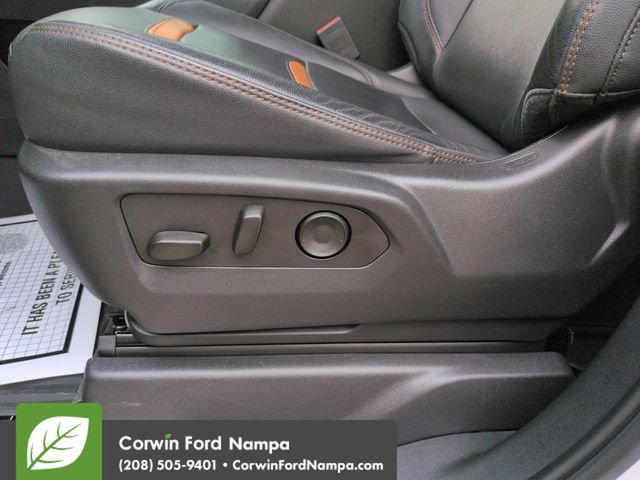 Used 2024 GMC Sierra 3500 AT4 w/ AT4 Premium Plus Package AWD/4WD image 12