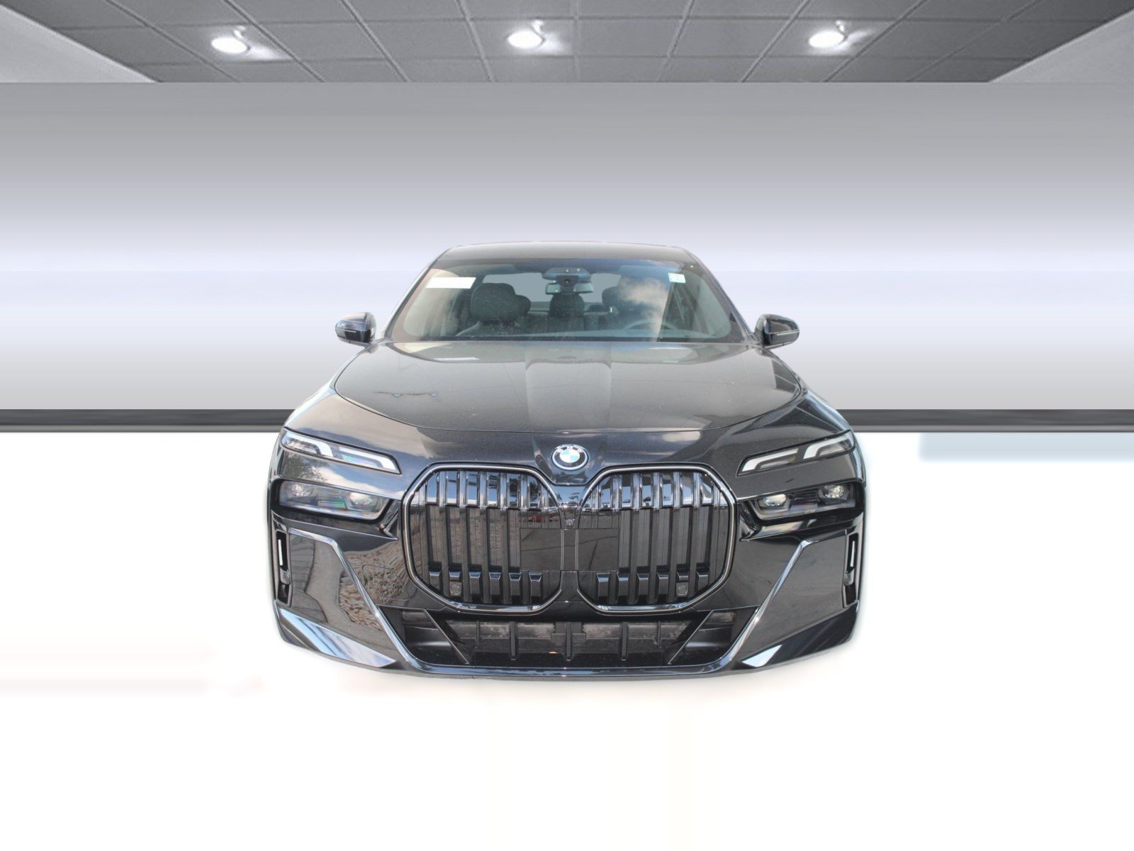Used 2026 BMW 750e xDrive AWD/4WD image 6