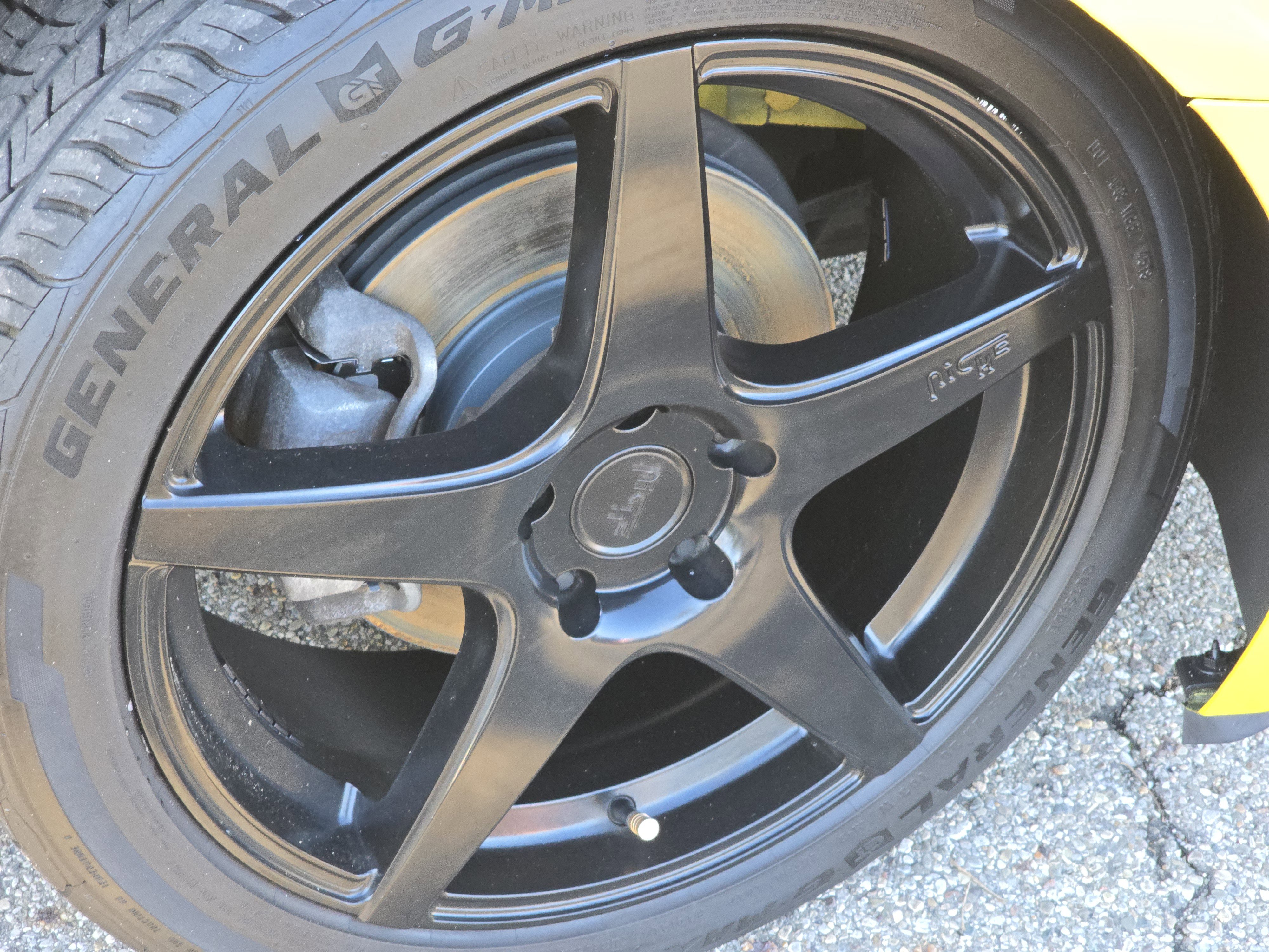 Used 2013 Chevrolet Camaro LS image 11