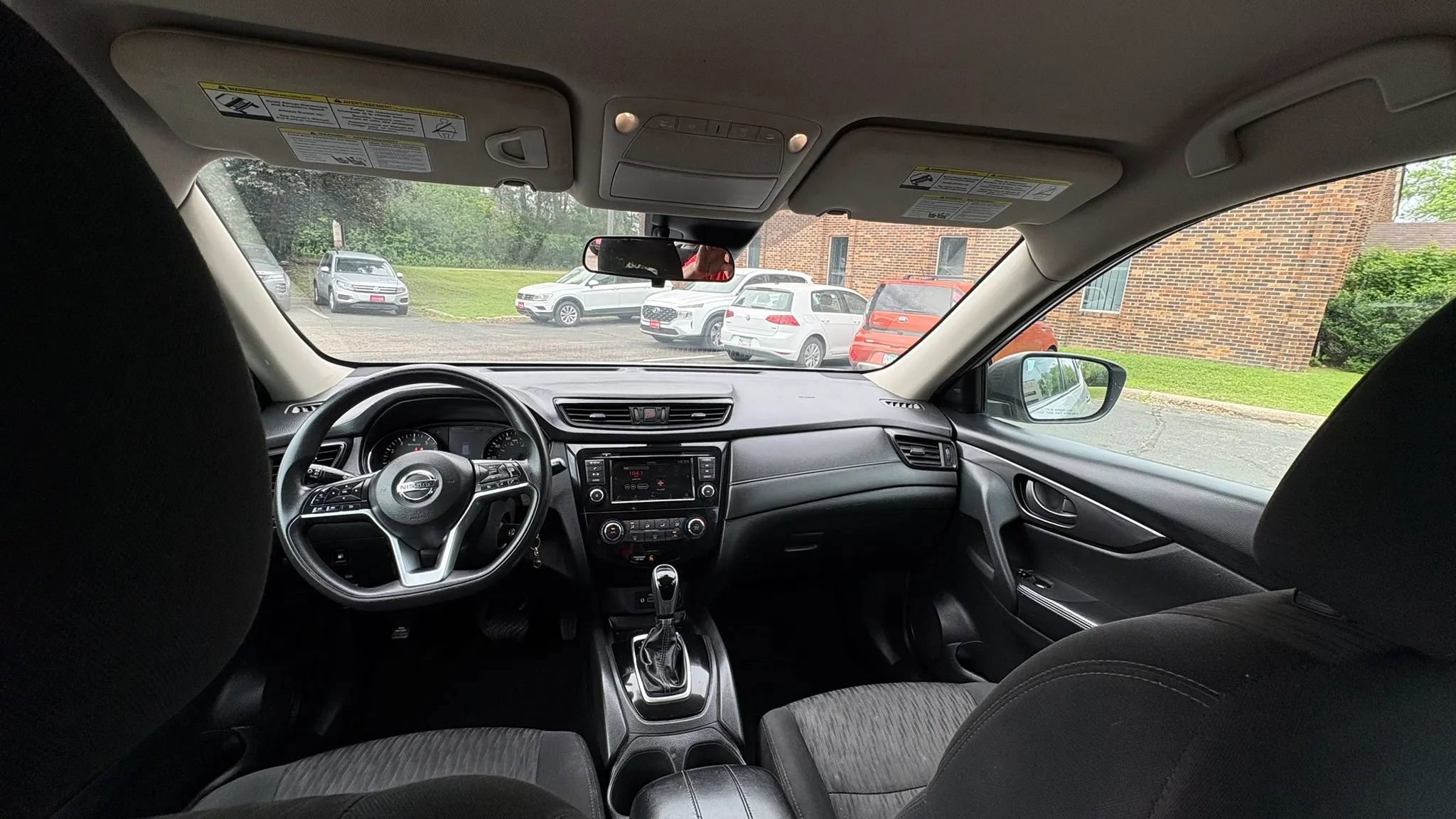 Used 2020 Nissan Rogue S AWD/4WD image 23