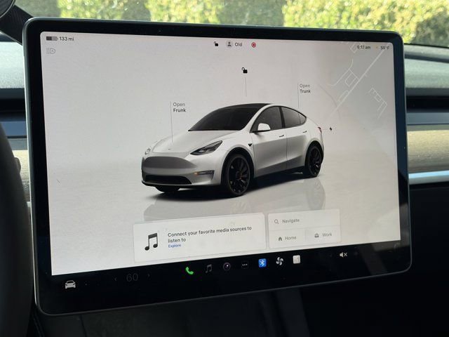 Used 2023 Tesla Model Y Performance AWD/4WD image 15