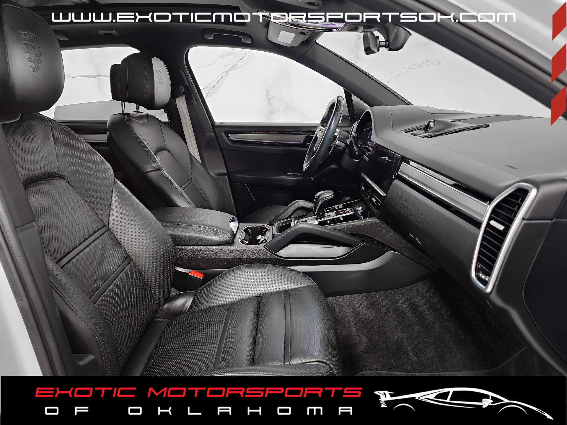 Used 2023 Porsche Cayenne S Platinum AWD/4WD image 2