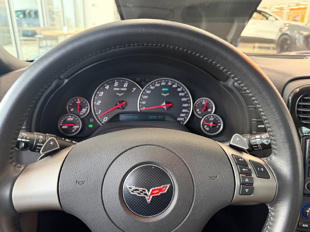 Used 2008 Chevrolet Corvette Convertible w/ Preferred Equipment Group RWD image 16