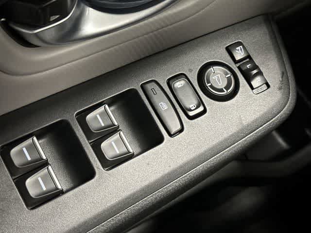 Used 2025 Honda Pilot Elite image 20